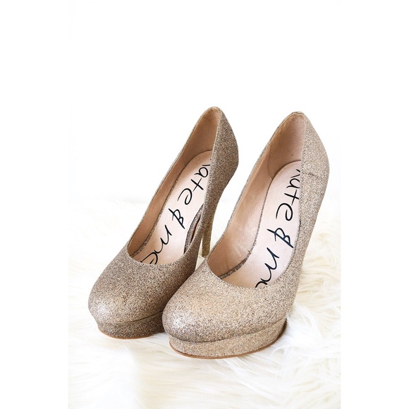 Town Shoes Gold Glittery Platform Heels - Picture 6 of 8